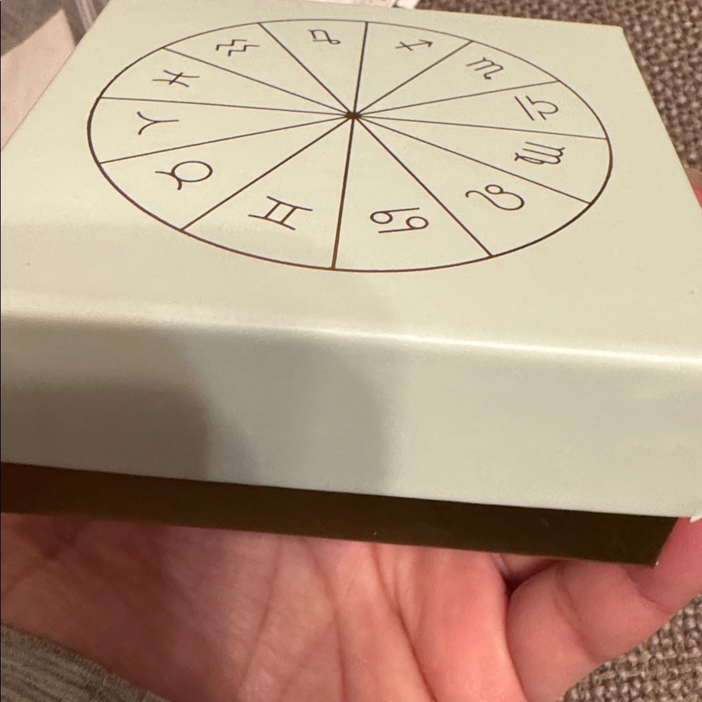 NWT LUNA NORTE Scorpio Gold Tone Astrological Pearl Letter Necklace w/ Gift Box - Picture 6 of 6